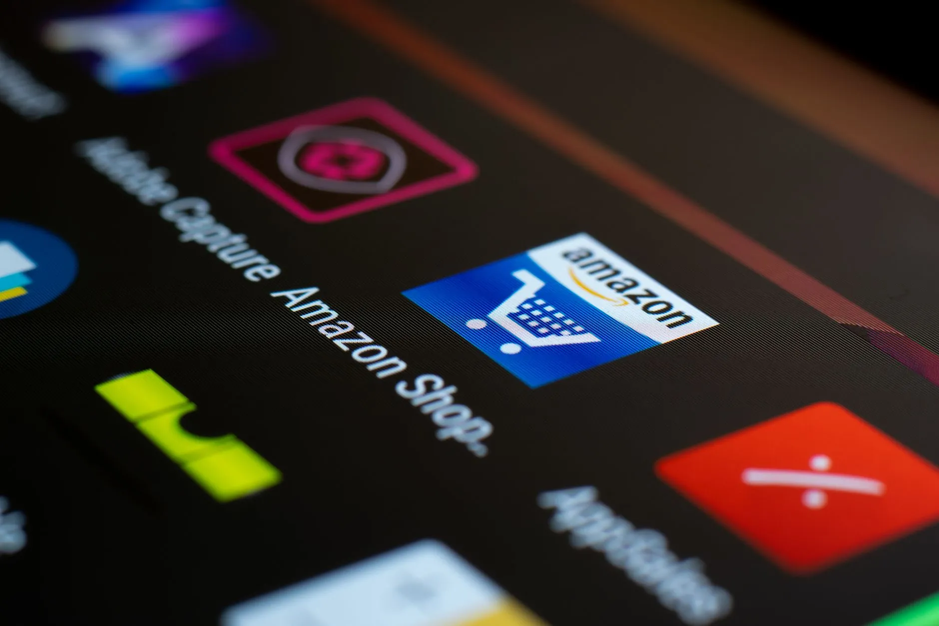 Amazon et Bitcoin : les rumeurs de paiement en cryptomonnaie n'ont jamais été confirmées